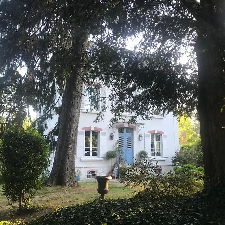 克洛斯王子住宿加早餐旅馆 Châtenay