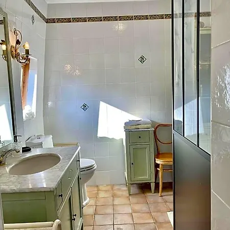 Le Clos Des Princes ベッド・アンド・ブレックファスト シャトネ